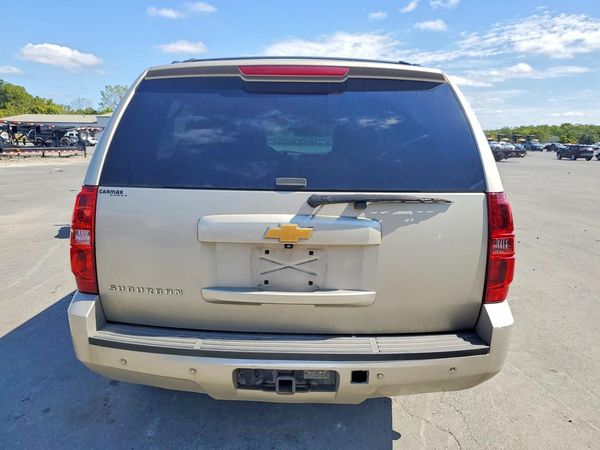 2013 CHEVROLET SUBURBAN LT — DIRR