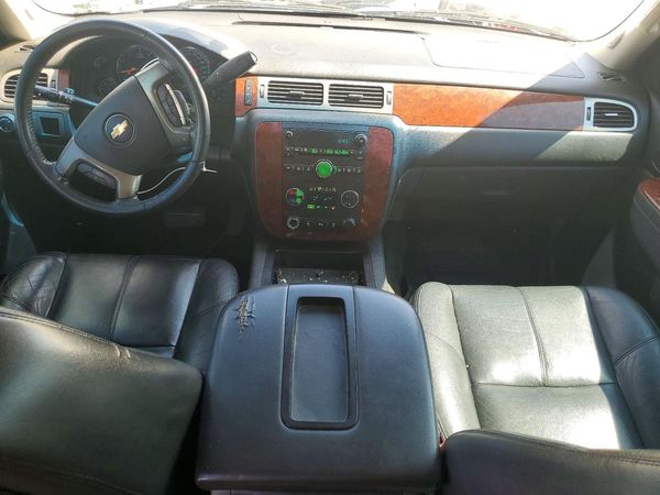 2013 CHEVROLET SUBURBAN LT — CKPT