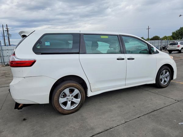 2018 TOYOTA SIENNA — PSRA