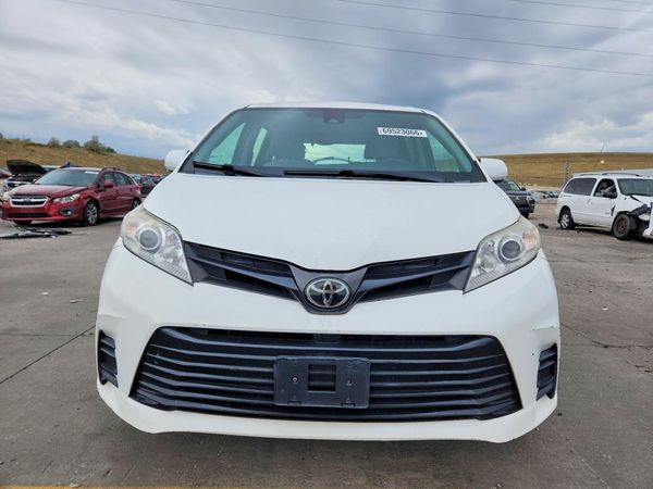 2018 TOYOTA SIENNA — DIRF