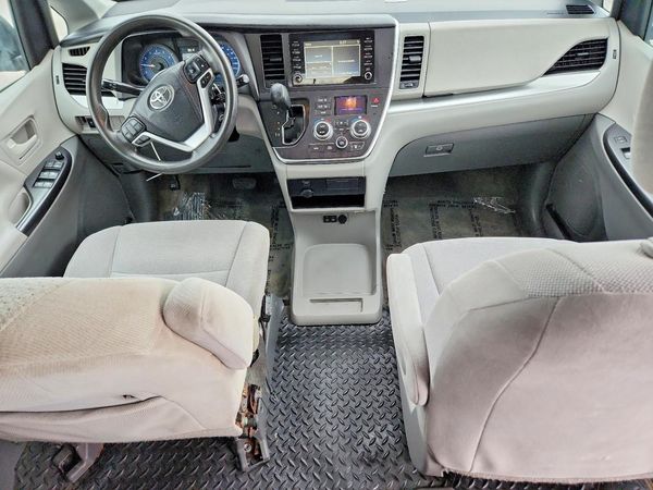 2018 TOYOTA SIENNA — CKPT