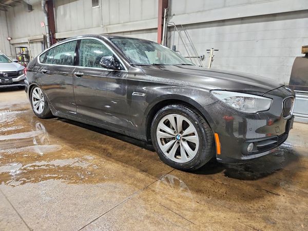 2015 BMW 5 SERIES xDrive GT — Passenger 3/4
