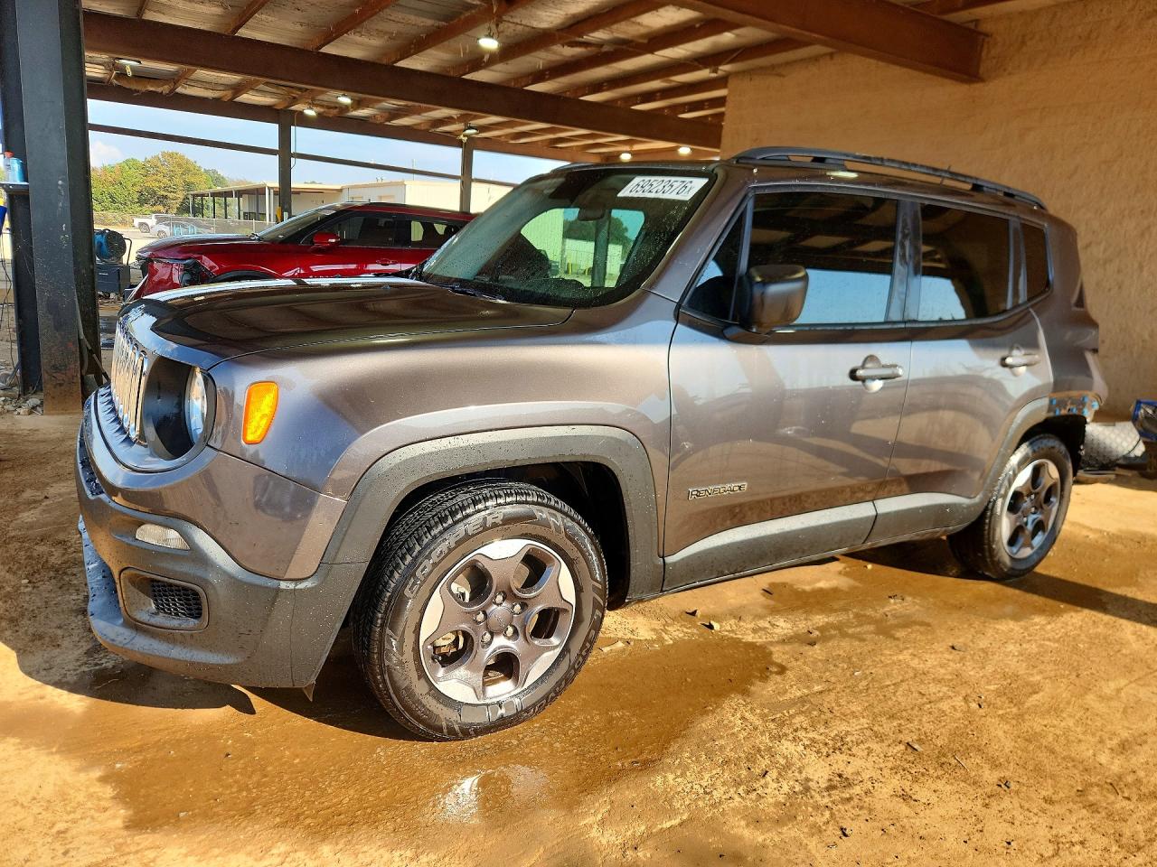 2017 JEEP RENEGADE SPORT 4X2 — Front 3/4