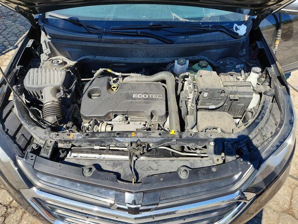 2020 CHEVROLET EQUINOX LT (2FL) — Engine bay