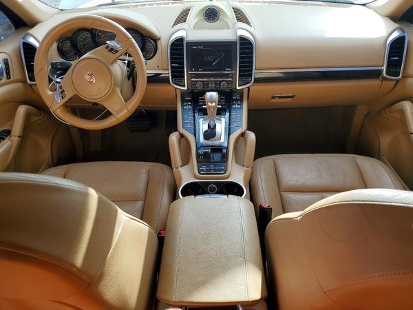 2013 PORSCHE CAYENNE — CKPT