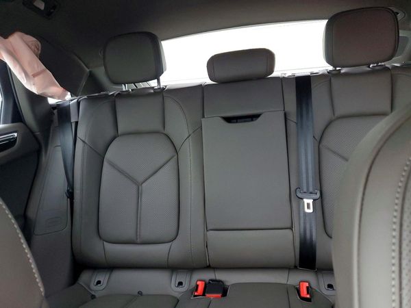 2026 PORSCHE MACAN Macan, Macan T — SUVN