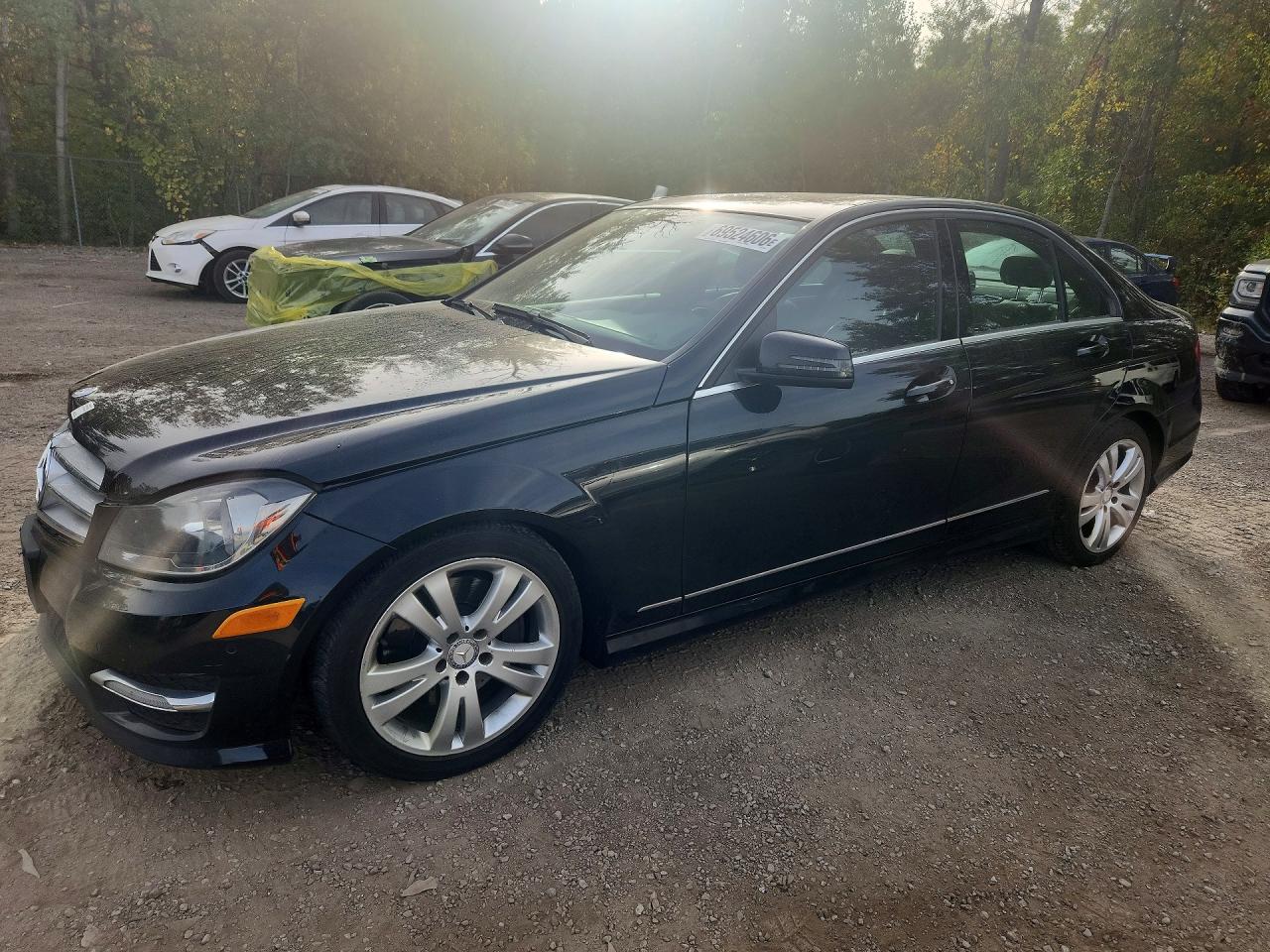 2013 MERCEDES-BENZ C C300 — Front 3/4