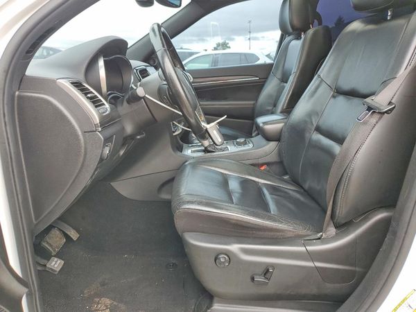 2020 JEEP GRAND CHEROKEE Limited — DENT