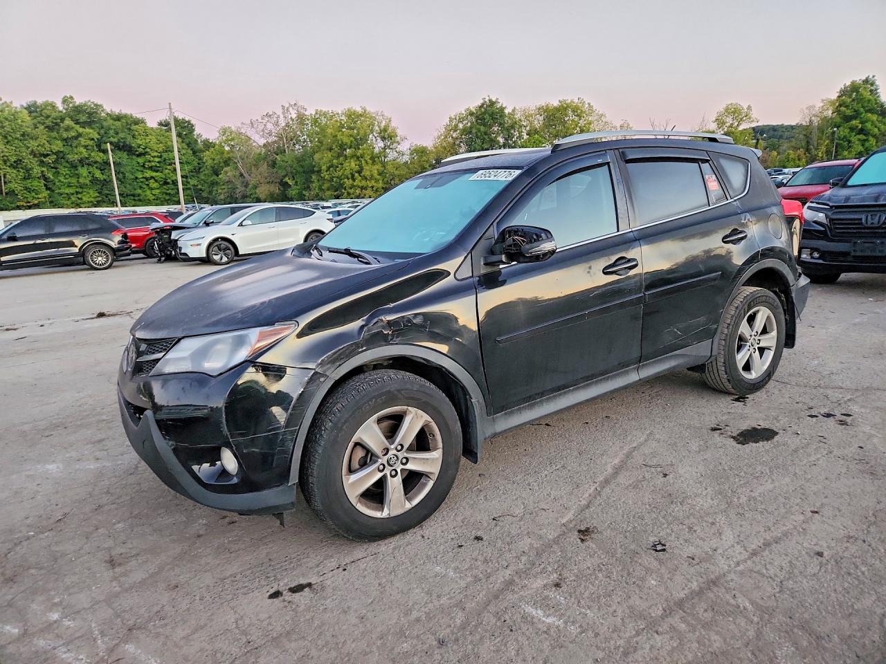 2015 TOYOTA RAV4 XLE (M Grade) — Front 3/4