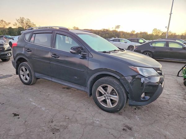 2015 TOYOTA RAV4 XLE (M Grade) — Passenger 3/4