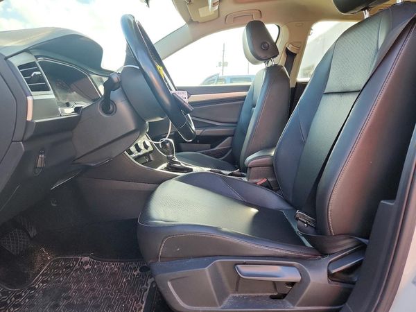 2019 VOLKSWAGEN JETTA — DENT
