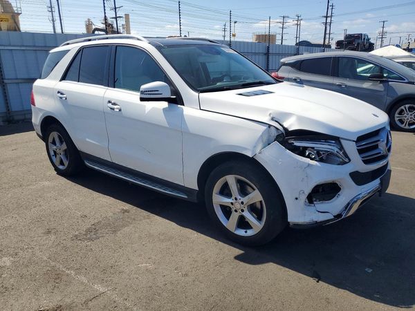 2017 MERCEDES-BENZ GLE GLE350 — Passenger 3/4