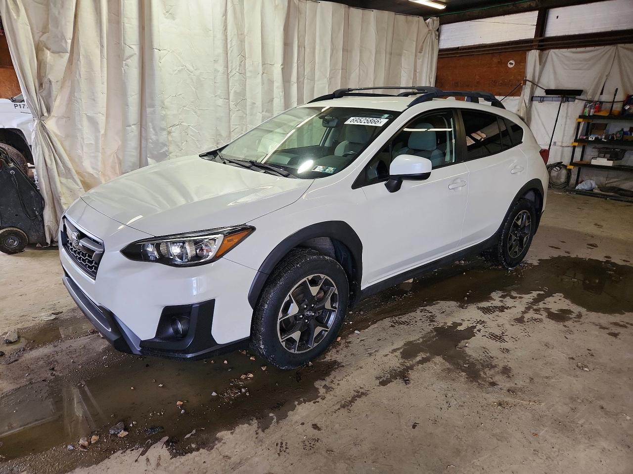 2019 SUBARU CROSSTREK Premium — Front 3/4