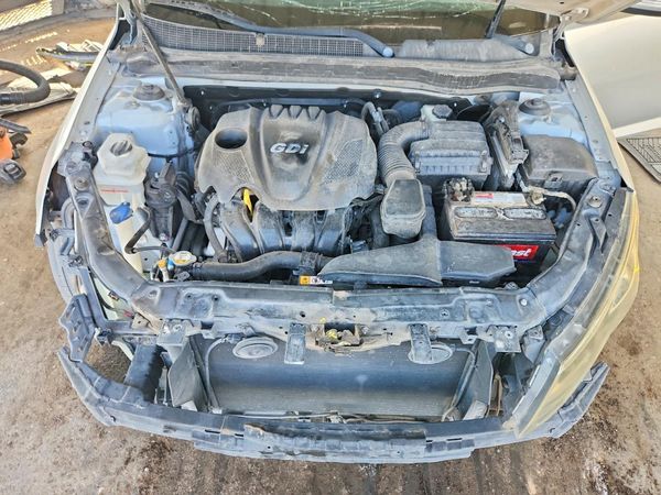 2013 KIA OPTIMA — Engine bay