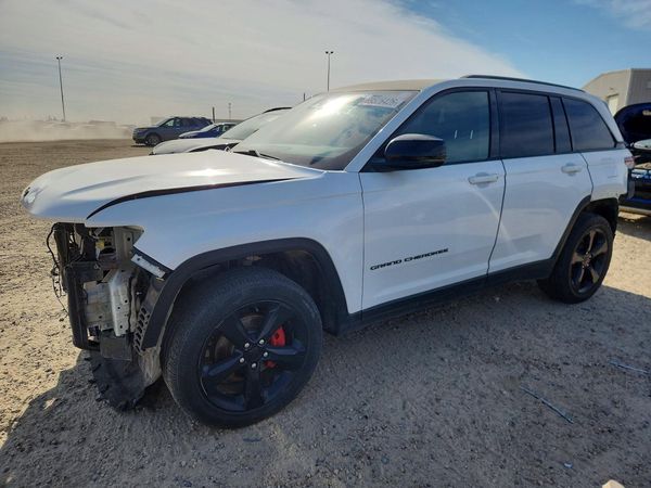 2023 JEEP GRAND CHEROKEE — DSFA — Front 3/4