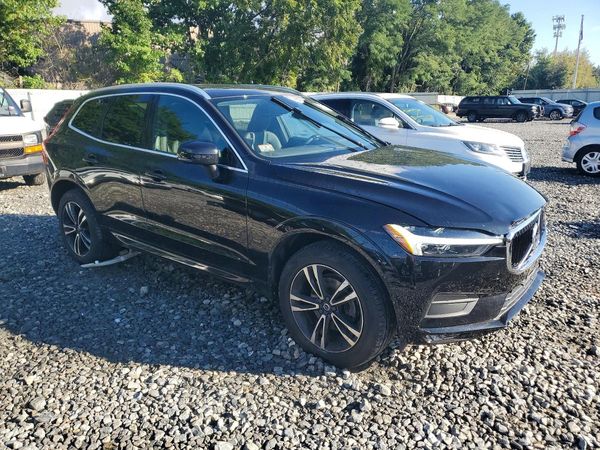 2021 VOLVO XC60 — Passenger 3/4