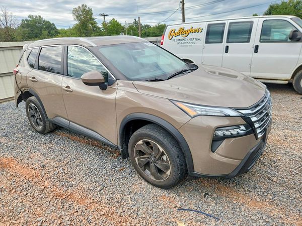 2025 NISSAN ROGUE SV — Passenger 3/4