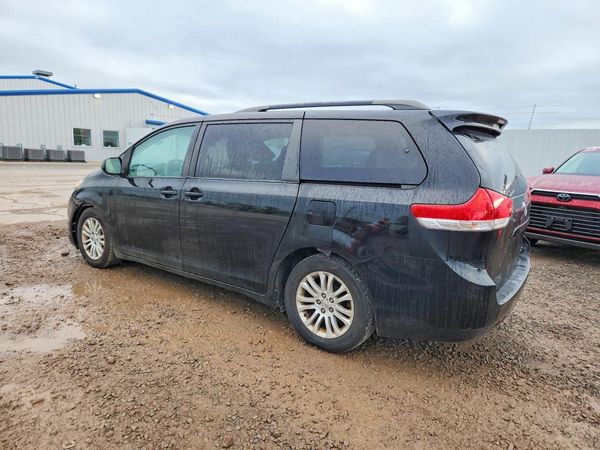 2014 TOYOTA SIENNA — DSRA