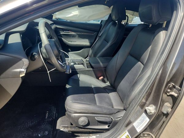 2019 MAZDA 3 — DENT