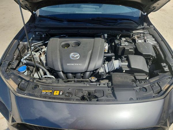 2019 MAZDA 3 — Engine bay