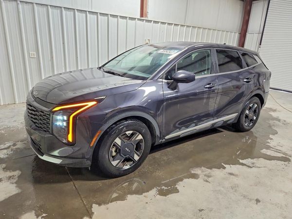 2026 KIA SPORTAGE LX — Front 3/4