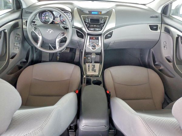2013 HYUNDAI ELANTRA — CKPT