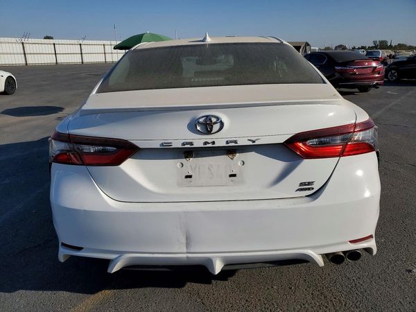 2021 TOYOTA CAMRY SE + Convenient Pkg — DIRR