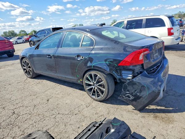 2017 VOLVO S60 Dynamic — DSRA