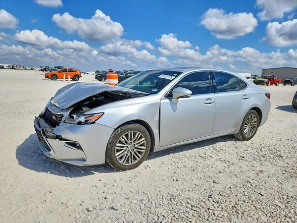 2018 LEXUS ES