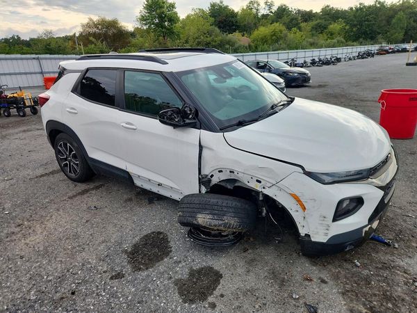 2021 CHEVROLET TRAILBLAZE ACTIV — Passenger 3/4