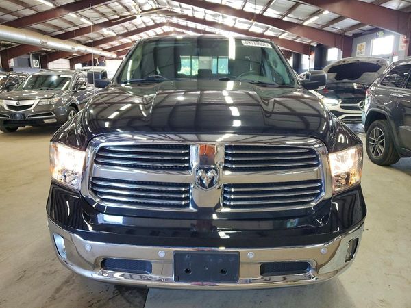 2014 RAM 1500 SLT