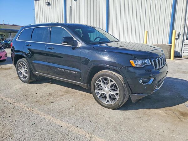 2018 JEEP GRAND CHEROKEE — Passenger 3/4