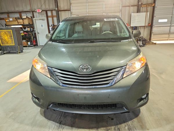 2014 TOYOTA SIENNA — DIRF