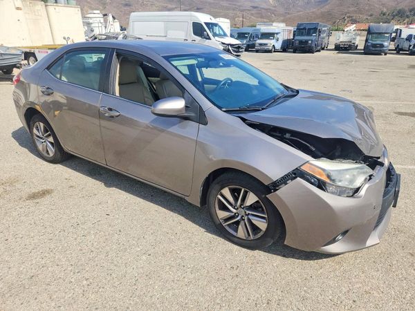 2014 TOYOTA COROLLA — Passenger 3/4