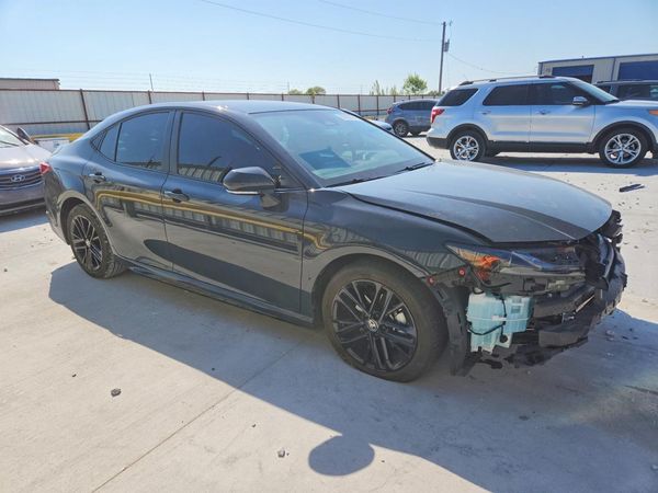 2026 TOYOTA CAMRY — Passenger 3/4