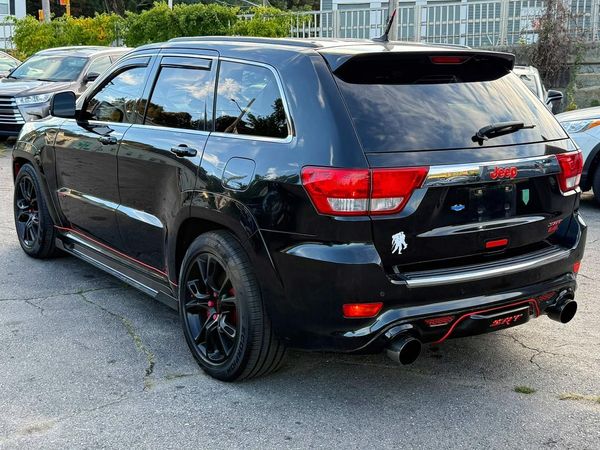 2012 JEEP CHEROKEE SRT8