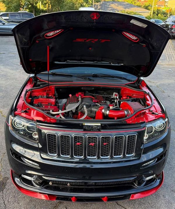 2012 JEEP CHEROKEE SRT8