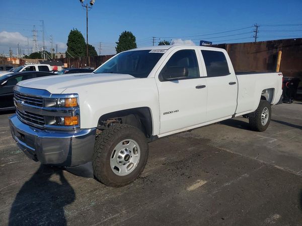 2017 CHEVROLET SILVERADO — DSFA — Front 3/4