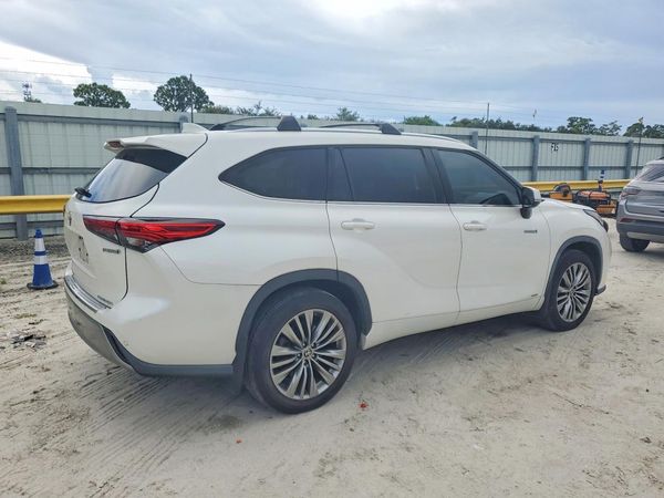 2020 TOYOTA HIGHLANDER Platinum — PSRA