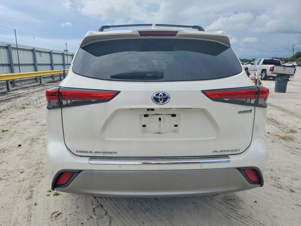 2020 TOYOTA HIGHLANDER Platinum — DIRR