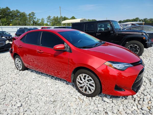2017 TOYOTA COROLLA — Passenger 3/4