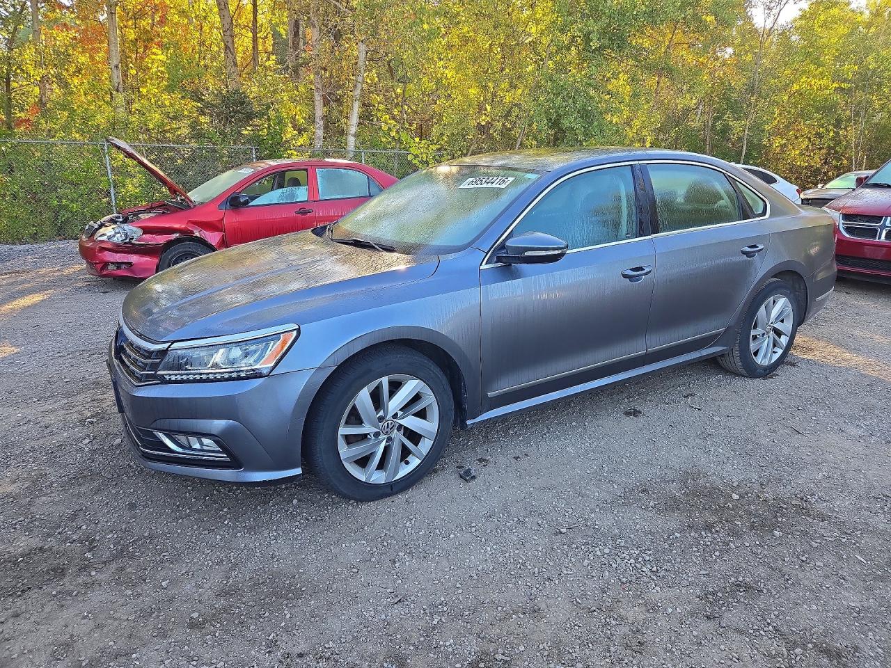 2018 VOLKSWAGEN PASSAT SE, SE w/ Technology — Front 3/4