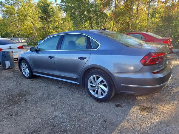 2018 VOLKSWAGEN PASSAT SE, SE w/ Technology — DSRA