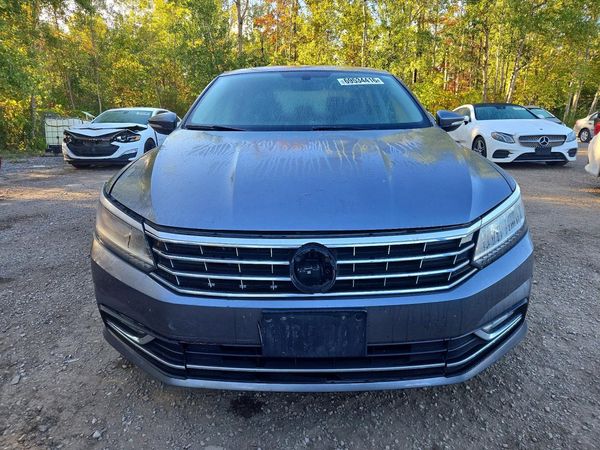 2018 VOLKSWAGEN PASSAT SE, SE w/ Technology — DIRF