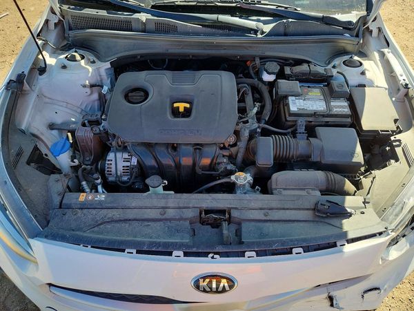 2021 KIA FORTE FE, LXS — Engine bay