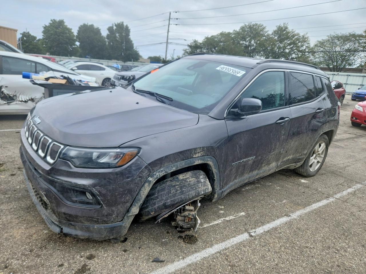 2022 JEEP COMPASS — Front 3/4