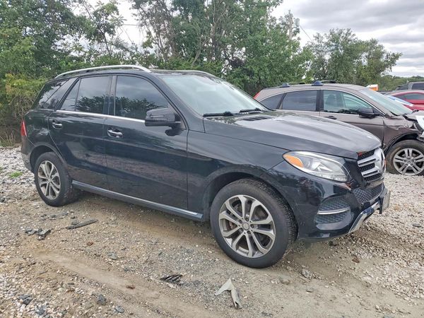 2017 MERCEDES-BENZ GLE GLE350 — Passenger 3/4