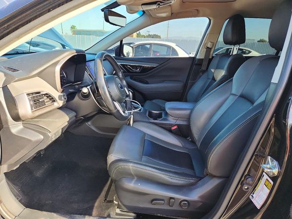 2020 SUBARU OUTBACK — DENT