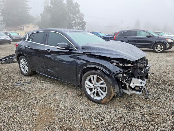 2018 INFINITI QX30 — Passenger 3/4