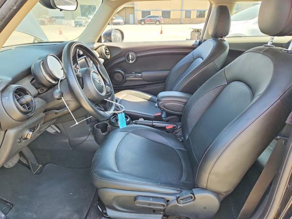 2018 MINI COOPER — DENT